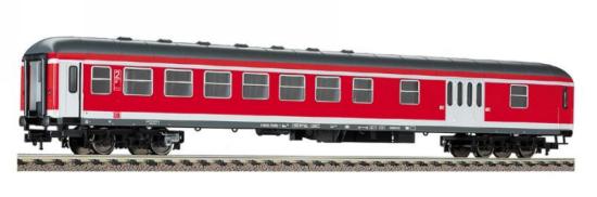 Local Passenger car in traffic red livery 2nd class with luggage compartment type BDms 2730<br /><a href='images/pictures/Fleischmann/5649.jpg' target='_blank'>Full size image</a>